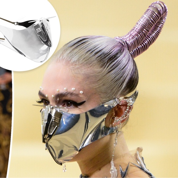 Pair of Pearl and Silver Elf Ear Cuffs - Picture 6 of 7